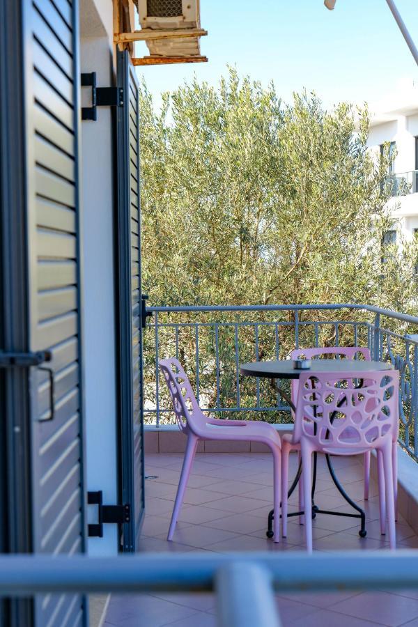 Malasi Apartments Εξαμίλιο Εξωτερικό φωτογραφία