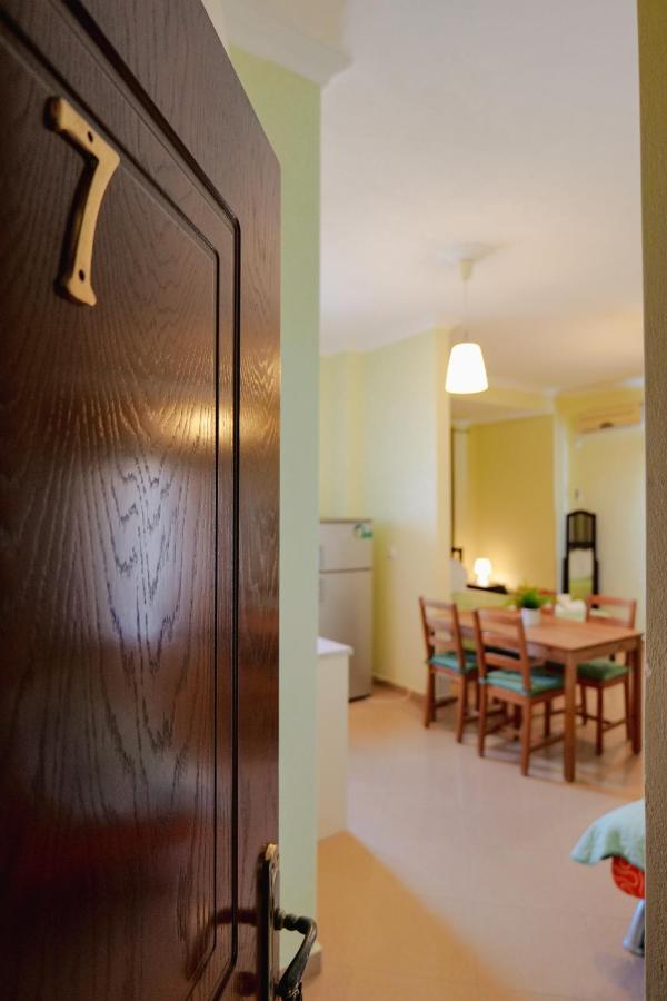 Malasi Apartments Εξαμίλιο Εξωτερικό φωτογραφία